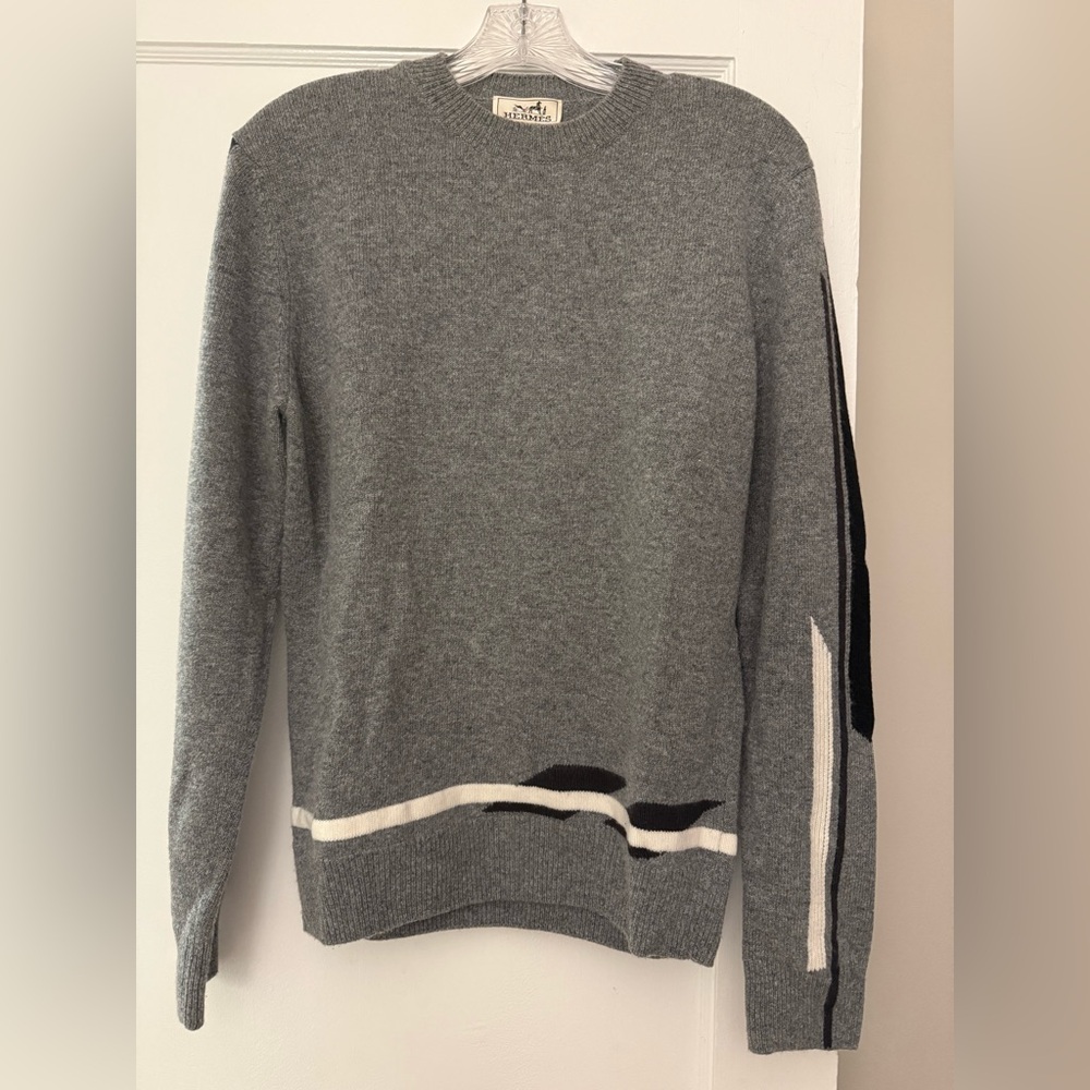 Hermes Men’s Gray Sweater with Black and White Accents
